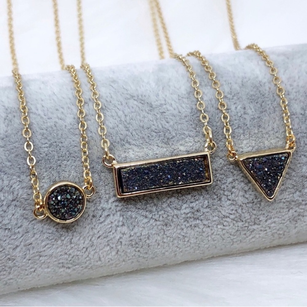 LAST ONE‼️ Black Triangle Druzy Necklace - Picture 2 of 3